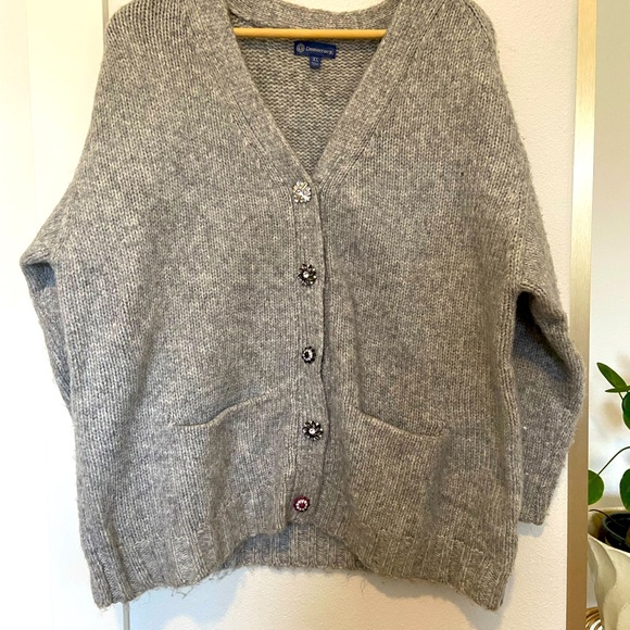 Democracy Soft Gray V-Neck Cardigan W/Sparkly Snap Closures Sz XL - Picture 1 of 9